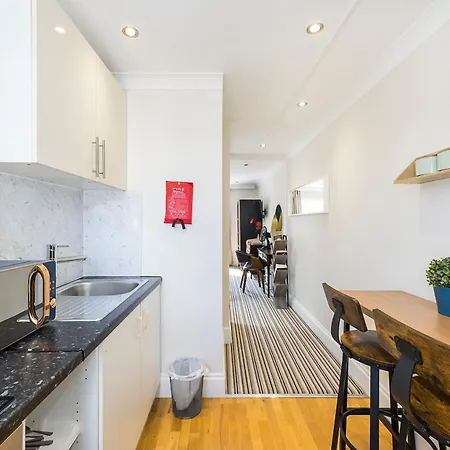 Verv Islington 招待所 5*