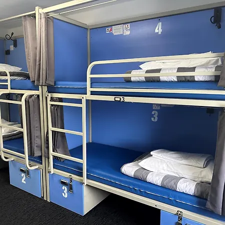 Smart Hyde Park Hostel London