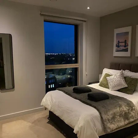 7th Floor *