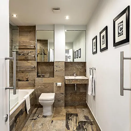 Blackfriars Printhouse Retreat * London