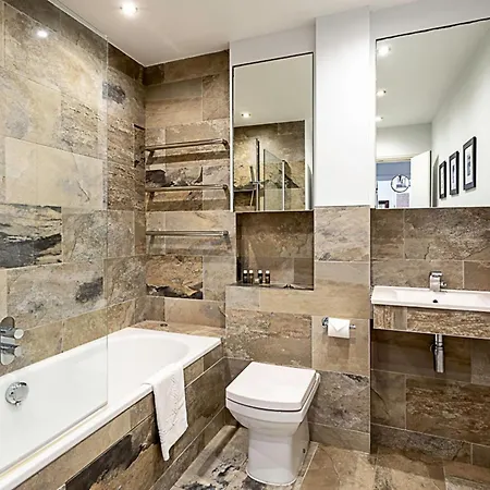 Blackfriars Printhouse Retreat Apartment *