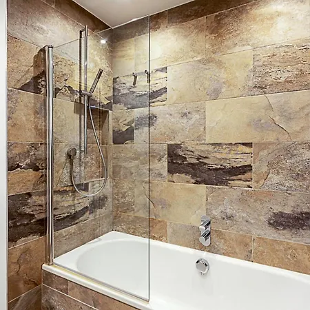Blackfriars Printhouse Retreat * London