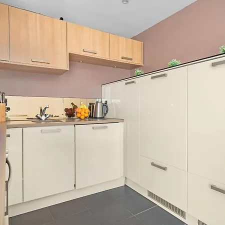 King's Cross - 2br With Terrace - Cityapartmentstay Apartament Londyn