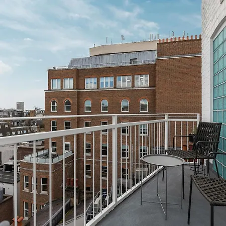 Apartment Astonishing Flats Near Mayfair & Piccadilly Circus London