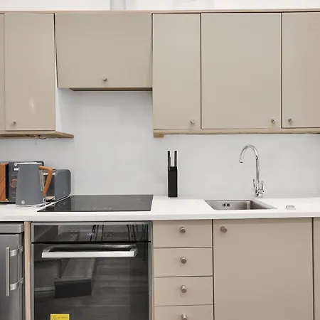 Apartment New 1 Bedroom Flat Short Term & Flexible Renting Hackney With Free Wifi