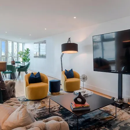 Apartment Thames View In Town! Large Luxxe Nomad Design Family *