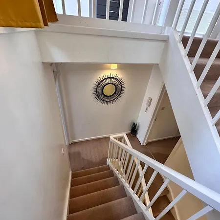 Urluxury 4 Bedroom 5-baths House In Marble Arch, *