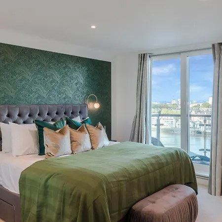 Thames View In Town! Large Luxxe Nomad Design Family Apartment