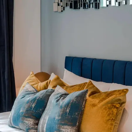 Thames View In Town! Large Luxxe Nomad Design Family * London