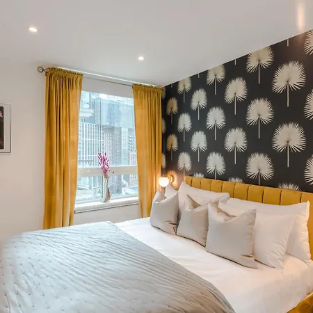 Thames View In Town! Large Luxxe Nomad Design Family