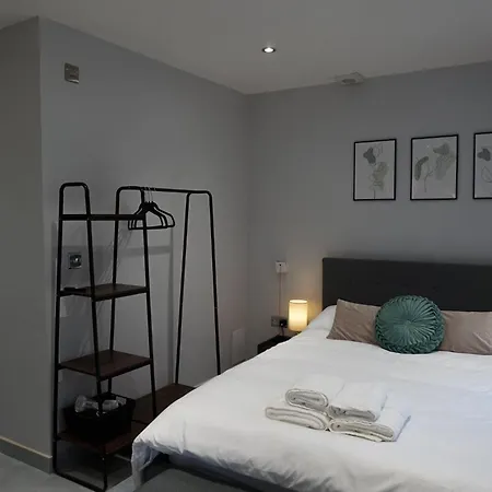 Luxury 5bd London