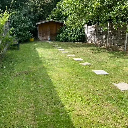 Stunning Modern Cozy 5 Star 3 Bedroom House-free Parking Greater London Metro Stations Hosted By Tony Ferienhaus *