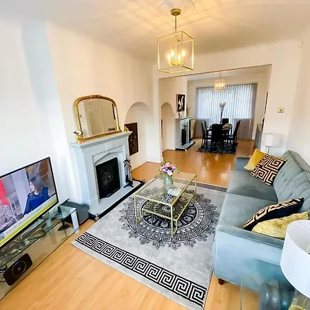 Ferienhaus Stunning Modern Cozy 5 Star 3 Bedroom House-free Parking Greater London Metro Stations Hosted By Tony