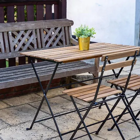 Apartment Homely And Stylish With A Garden In East Finchley London