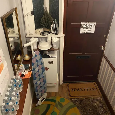 House 220 Apartment London