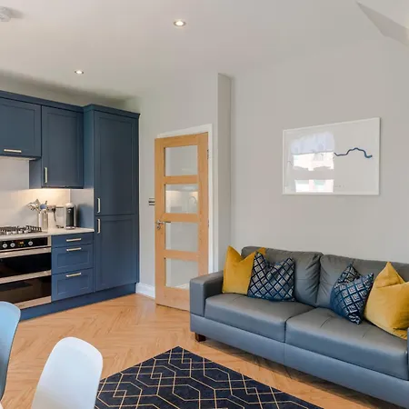 Stunning 3 Bed Duplex In The Heart Of West Hampstead