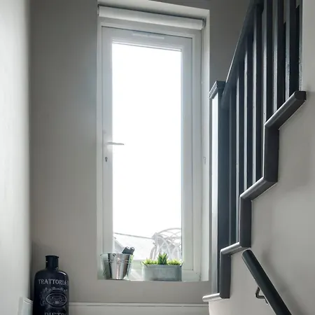 Stunning 3 Bed Duplex In The Heart Of West Hampstead * Londres