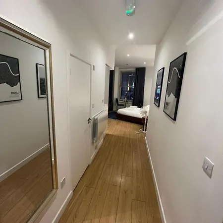 Apartment Tranquil 1 Bedroom Retreat In Piccadilly Vr4 London