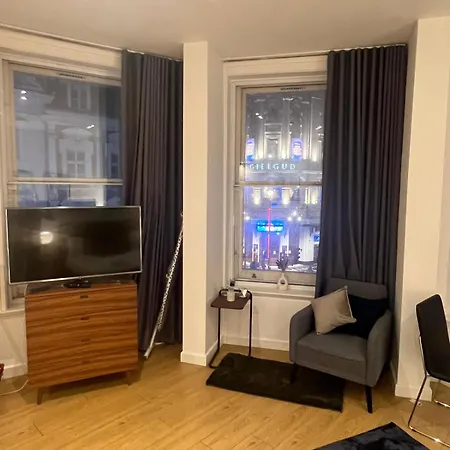 Tranquil 1 Bedroom Retreat In Piccadilly Vr4 *