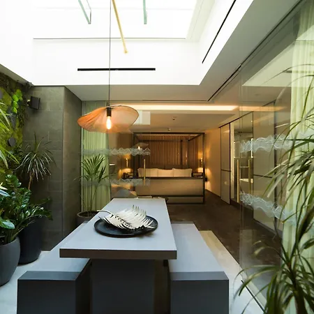 Middle Eight - Covent Garden - Preferred And Hotel Londýn