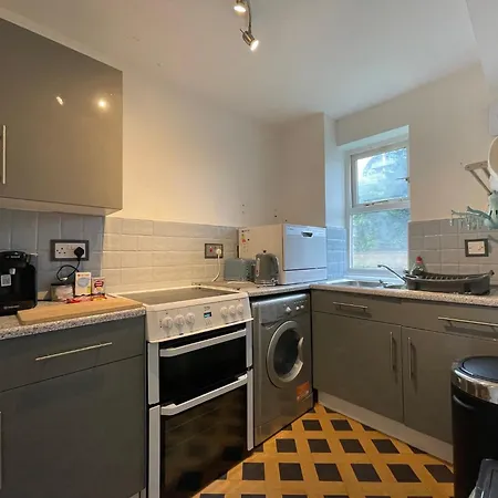 Surrey Docks Se16 Near Canada Water N Easy Access Canary Wharf * London