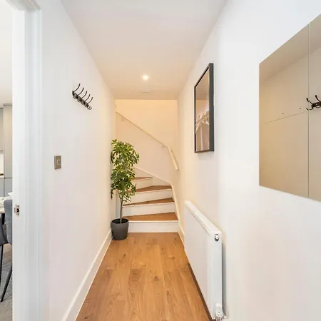 Apartment The Perfect London, With 2 Bedrooms 1 Bath - Battersea, Vauxhall And Nine Elms London