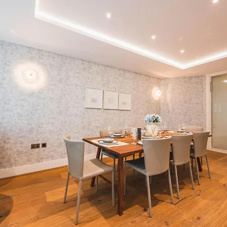Holiday home Pass The Keys Modern Ecotownhouse Dulwich *