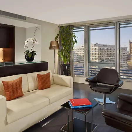Hotel Park Plaza Westminster Bridge 4*