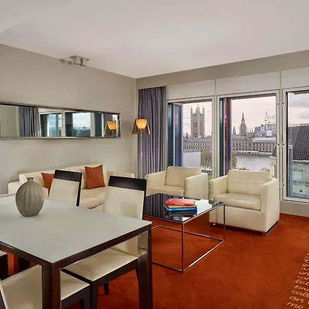 Park Plaza Westminster Bridge Hotel 4*