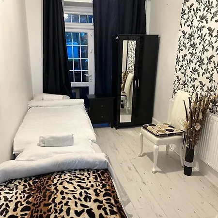 Happy Homestay London