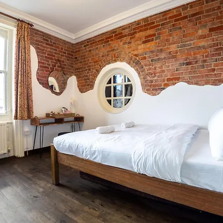 Hostel Palmers Swiss London