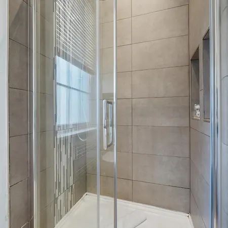 Superb One Bedroom In Soho London