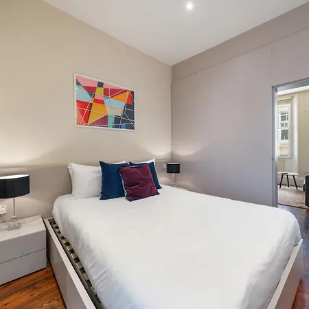 Superb One Bedroom In Soho Apartment London