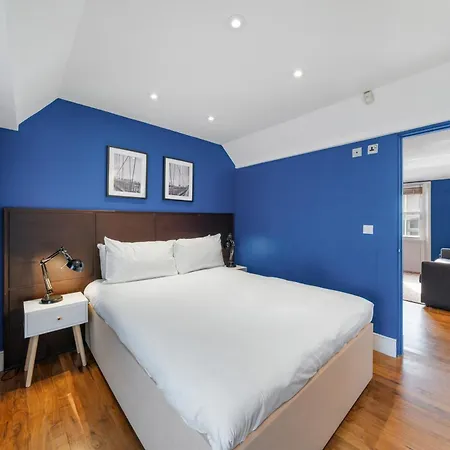 Beautiful One Bedroom In Soho Apartment