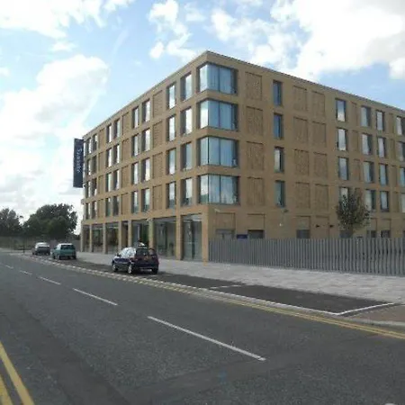 Travelodge Excel Hotel