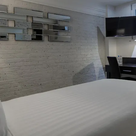 Doubletree By Hilton - Greenwich Hotel