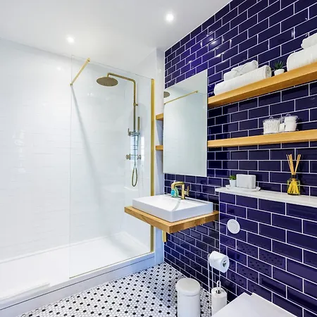 Apartment Luxury Apartment-business-relocation-canary Wharf London