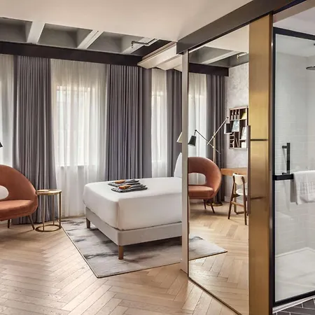 Canopy By Hilton 4*