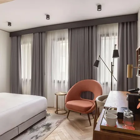Hotel Canopy By Hilton 4*