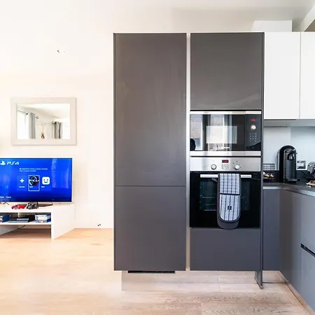 Apartment Greenwich Station Suite: Luxury 2-bed With Playstation *