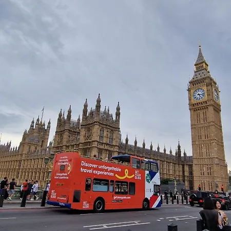 Apartmán Cosy 2 Bdr Flat With Free Parking Near Tower Bridge *