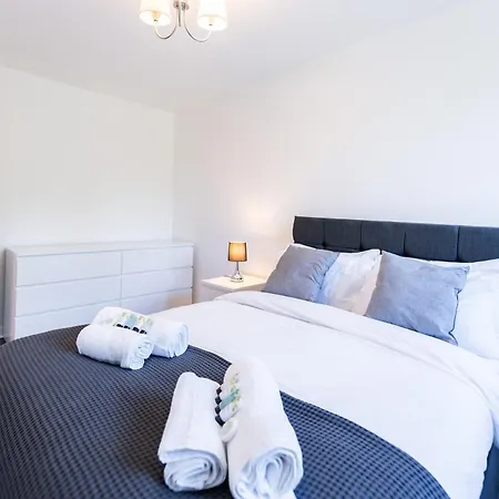 Luxury 3 Bedroom Flat With Balcony In Westbourne Park Apartamento *