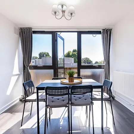 Apartamento Luxury 3 Bedroom Flat With Balcony In Westbourne Park