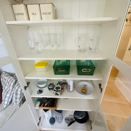 Artist's Bright Hampstead Heath Village 2 Bed