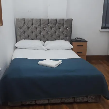31 Dudly Court Apartment London