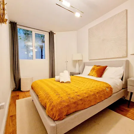 Apartment Stunning Hyde Park Home, Ground Floor Maisonette, Duplex, Near Tube Metro Stations
