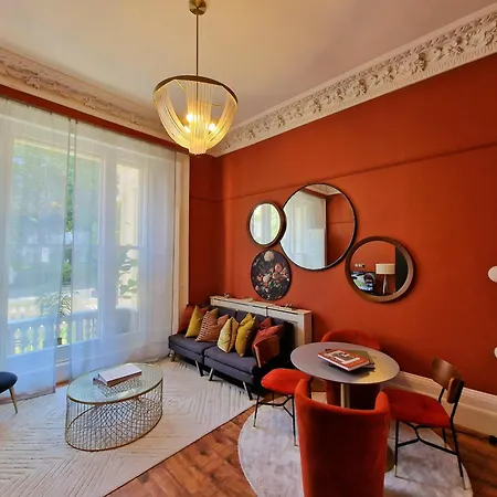 Beautiful Victorian In Hyde Park By Tube Stations - No Stairs *