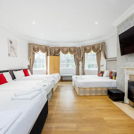 Mansion House With Spacious Close To Excel And Canarywharf *