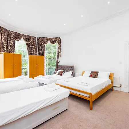 Aparthotel Mansion House With Spacious Close To Excel And Canarywharf