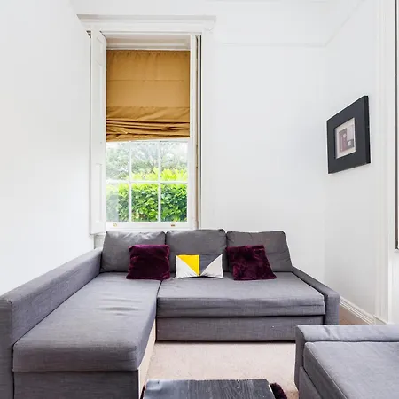 Aparthotel Mansion House With Spacious Close To Excel And Canarywharf *